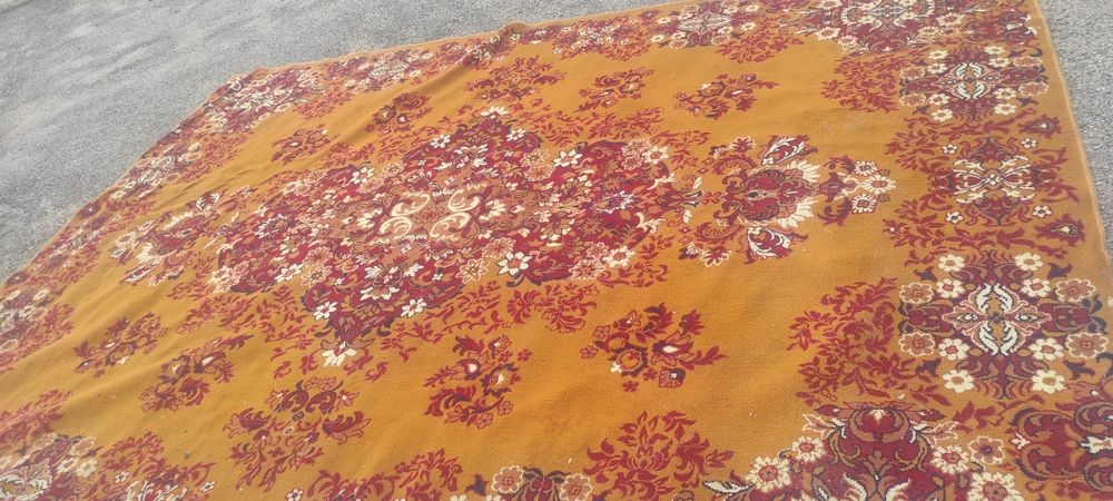 Dywan z odcieniami pomaranczy