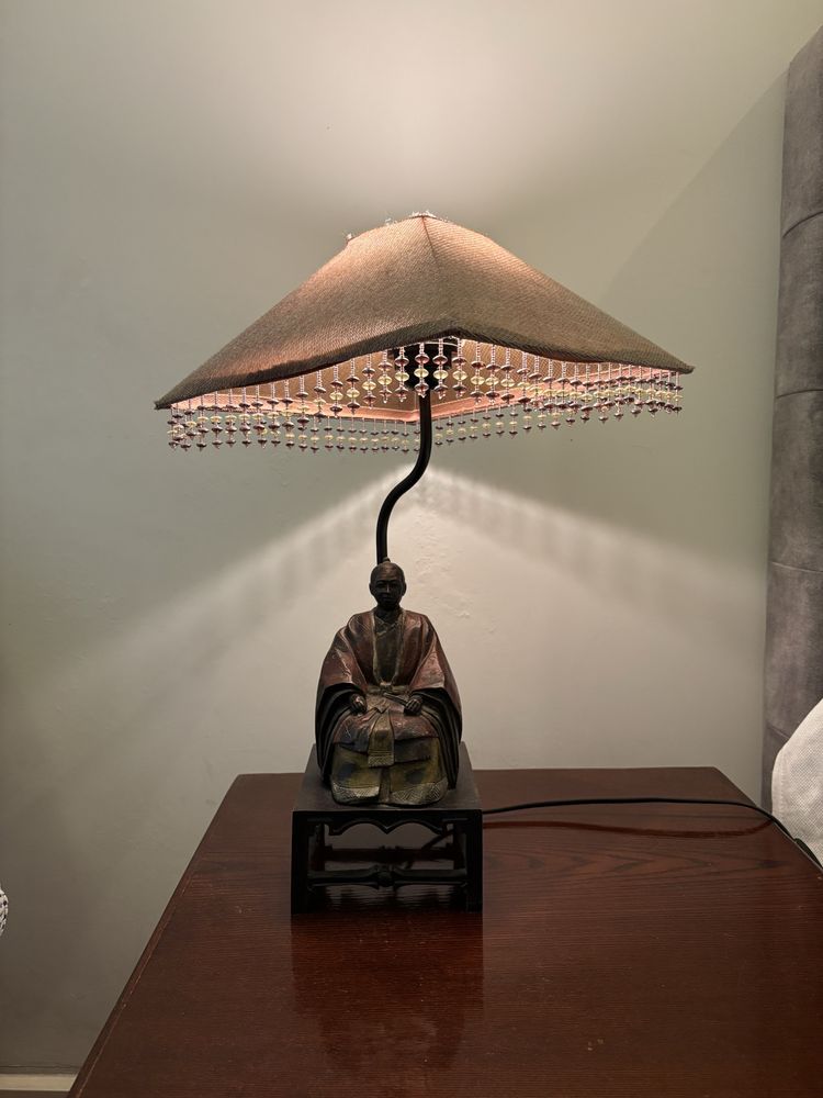 Candeeiro de mesa