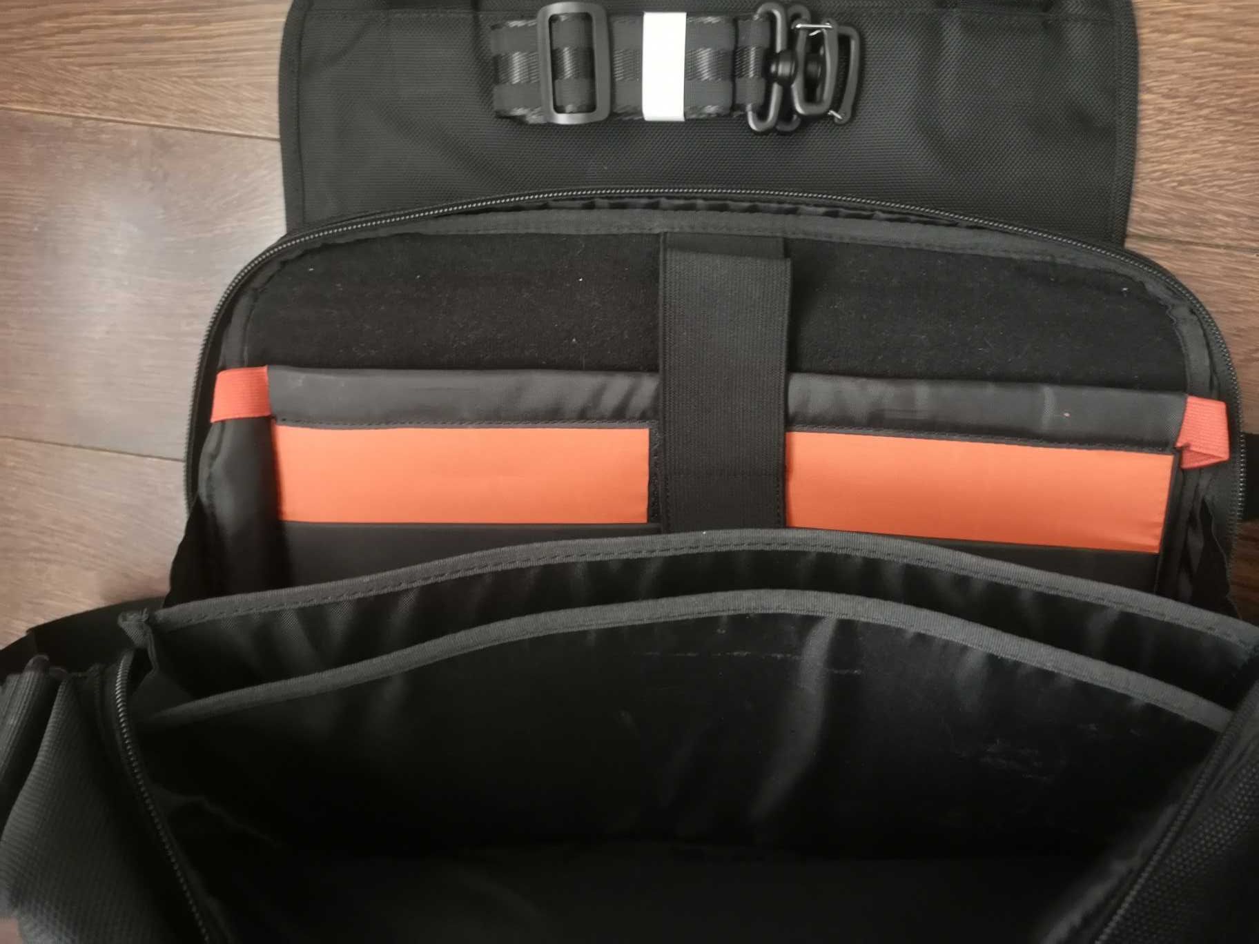Дорожня сумка портфель для ноутбука 15.6" Samsonite ЧЕРЕЗ ПЛЕЧЕ