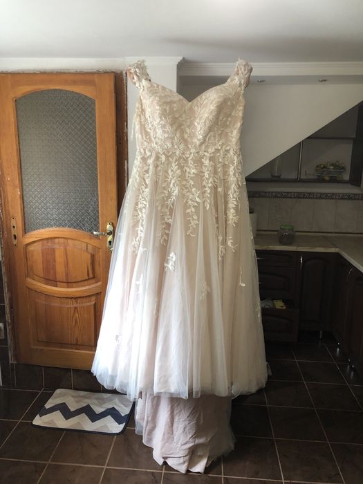 Весільна сукня пудрового кольору великий розмір