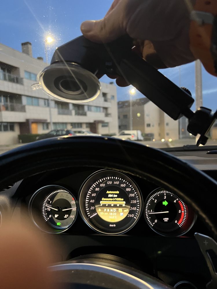 Ecra multimedia para carro universal com camara de marcha atras