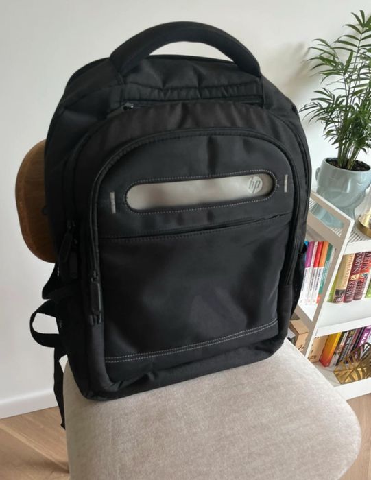 Plecak na Laptop HP zamki kieszenie biznes wygodny  podróż praca