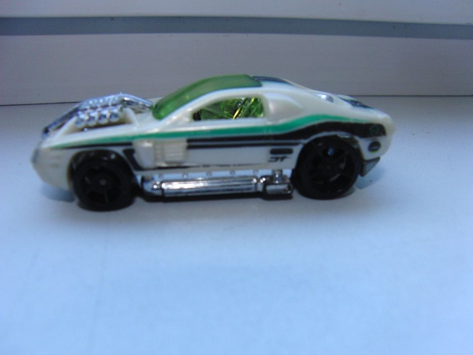 Hot Wheels Hollowback