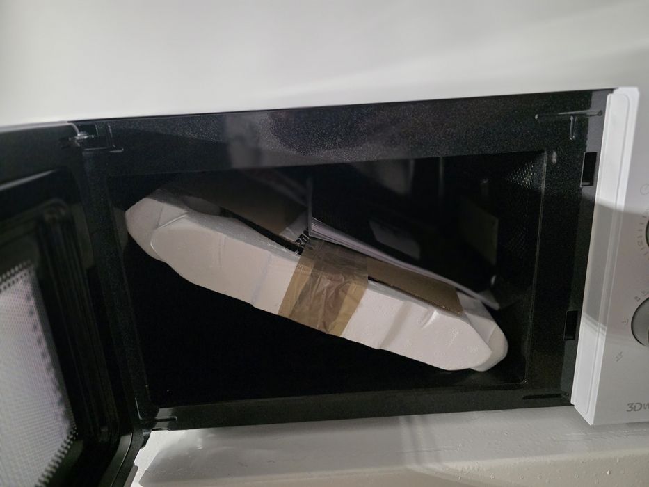 Mikrofalówka Cecotec ProClean 4010 23L 700W