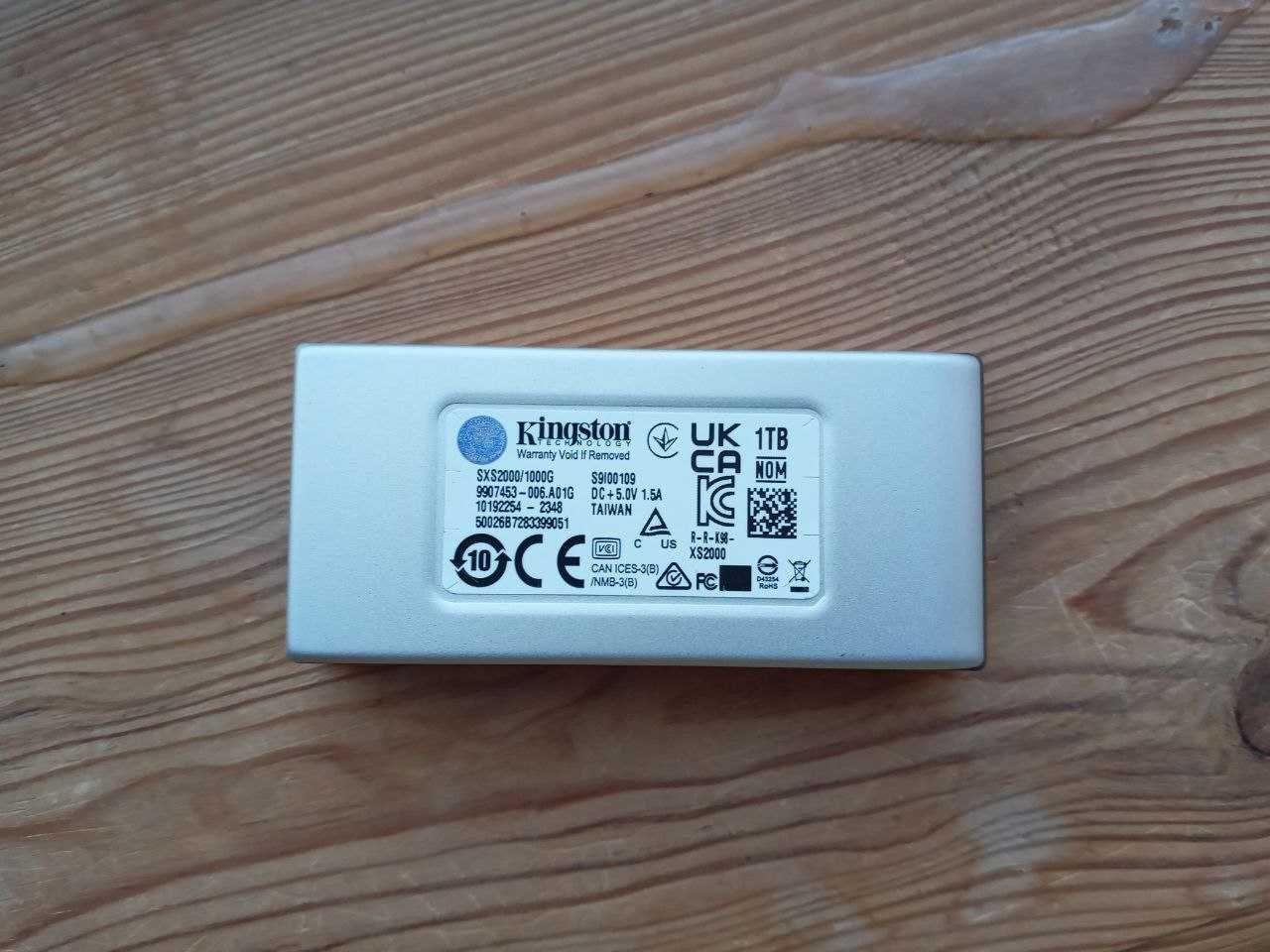 SSD диск Kingston XS2000 Portable 1TB USB 3.2 Gen2