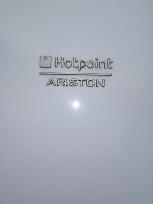 Ariston двухкамерный холодильник