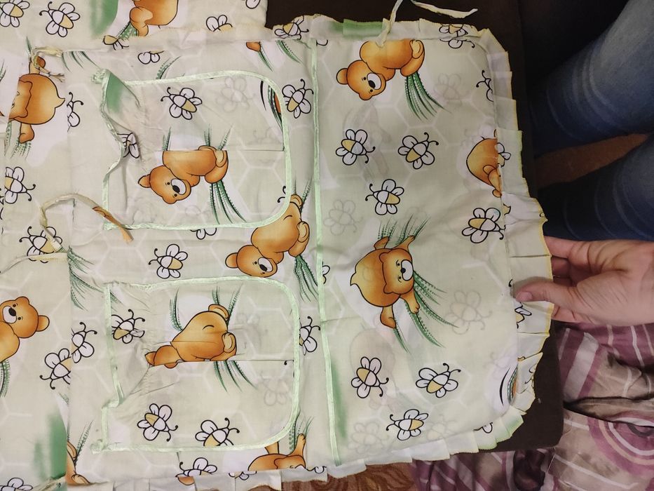 Бортики в ліжечко постіль