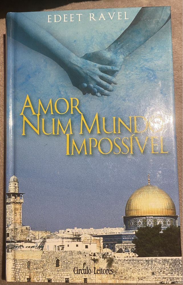 Livro Romance “Amor num Mundo Impossível”