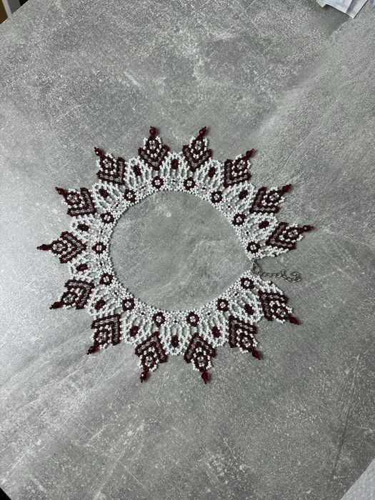 Силянка з бісеру на шию