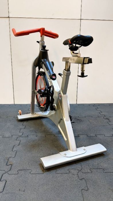 Rower Spinningowy Schwinn Evolution Odnowiony GWR36