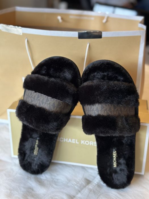 Michael Kors Alexis Faux Fur & Metallic Signature Logo Slide Sandal