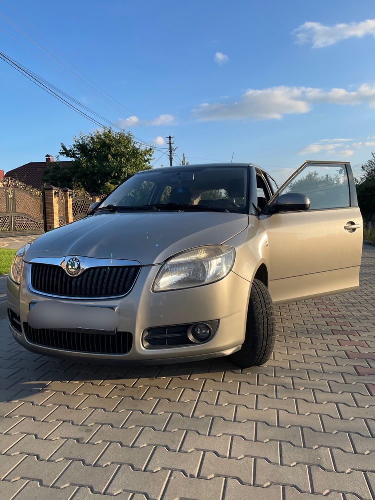 Skoda Fabia газ/бензин 1,2  2009