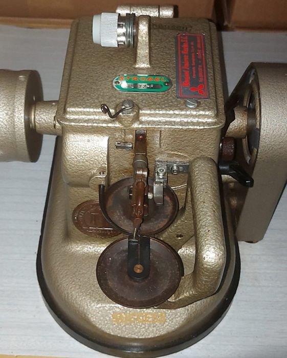 Maquina de costura de calçado,  Strobel Success modelo KL 72 F