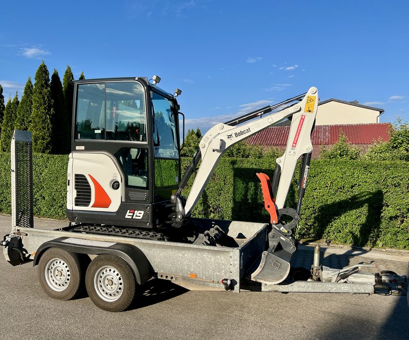 Wynajem Minikoparki BOBCAT E19 z Chwytakiem  Busko Zdrój 1.9T