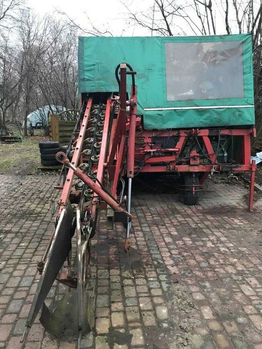 Kombajn do krzewów róż, krzewów ozdobnych i drzewek owocowych