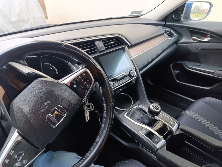 Honda Civic polski salon 1.5 turbo