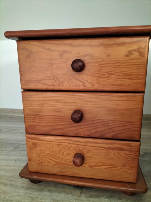 Łóżko+szafki+komoda