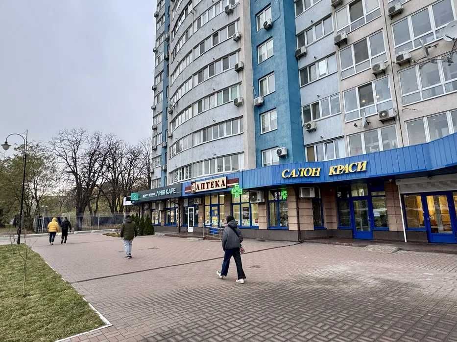 Здам Фасад 85 м2 Перетин Сікорського/Шамрило/Табірна/Жажабаєва