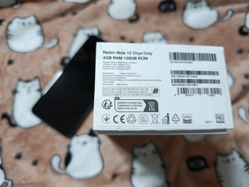 Продам Redmi Note 12 4+4/128