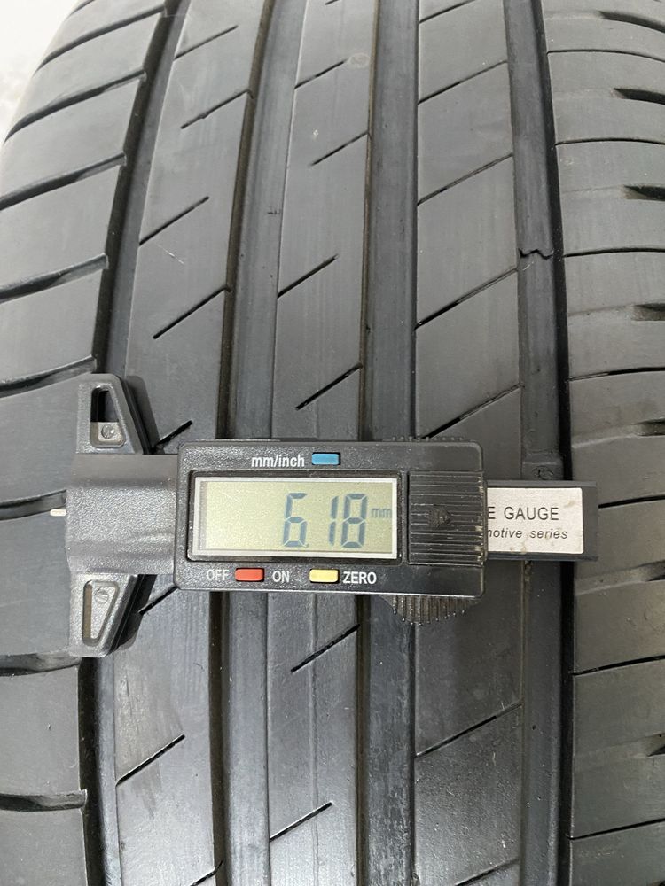 2x 225/55 R17 Goodyear Efficent Grip Performance