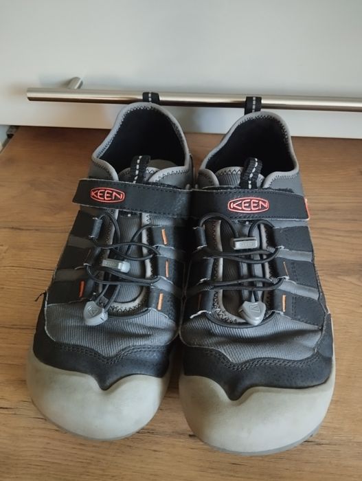 Adidasy chłopięce Keen 38