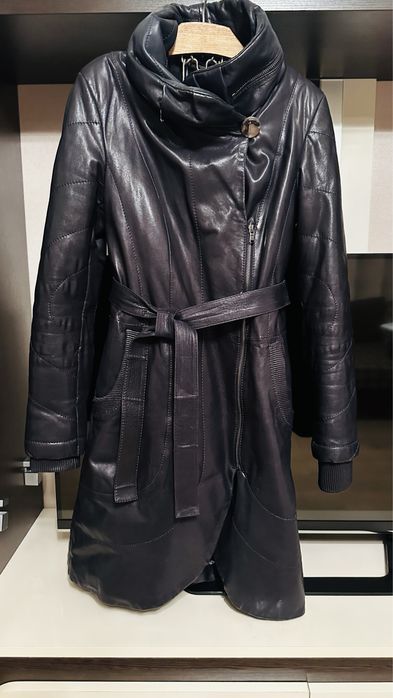 Демісезонне пальто