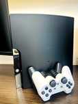 Konsola Sony PlayStation 3 / 250 GB + 2 pady w zestawie!