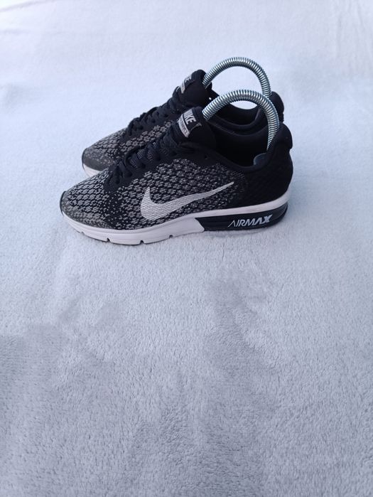 Женские кроссовки Nike Air Max р37.5