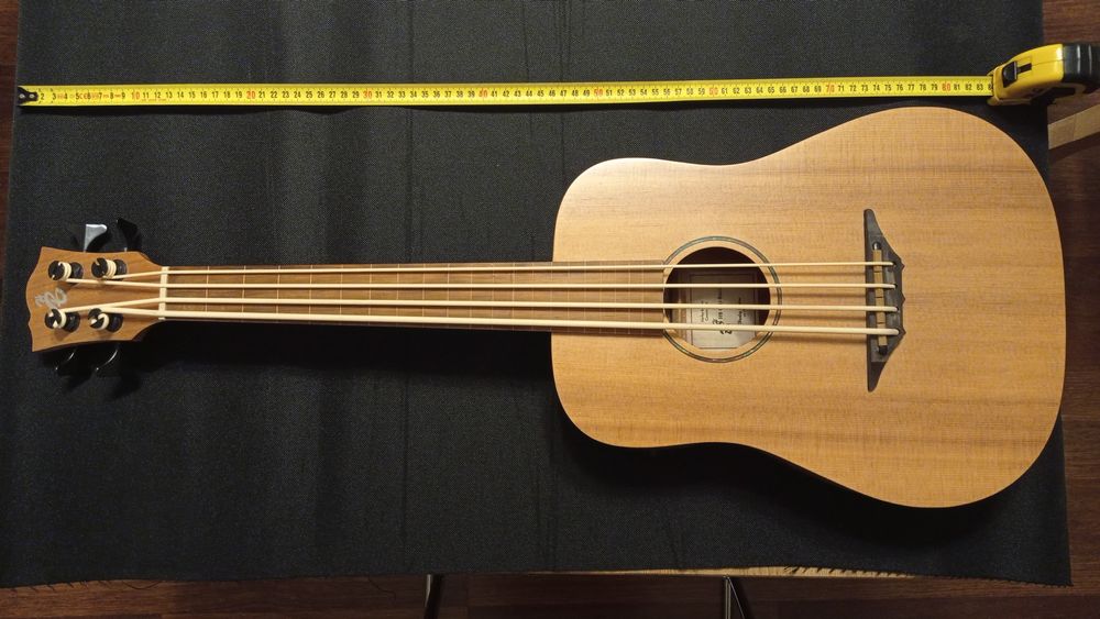 Ukulele basowe fretless