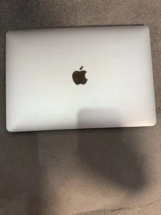 Макбук  Air 13 M1 2020 100% новий оригінальний макбук