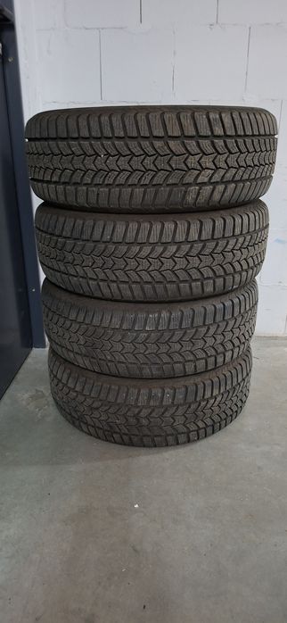 Opony zimowe Dębica Frigo Hp2 215/60 r16