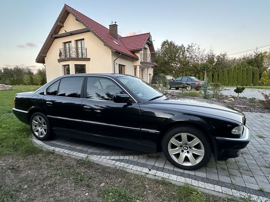 Bmw E38 735i V8 238 KM Nowy Rozrzad Zdrowa Blacha