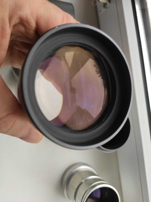 Объективы Leica Elmaron 2,8/150 mm,  Leica Hektor 2,5/100 mm.