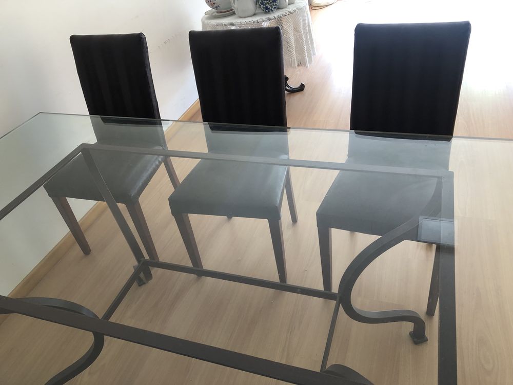 Mesa de jantar com 6 cadeiras