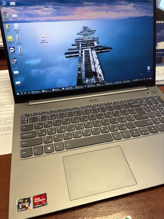 Ноутбук Lenovo - тонкий, легкий 1,5 Тб пам’яті