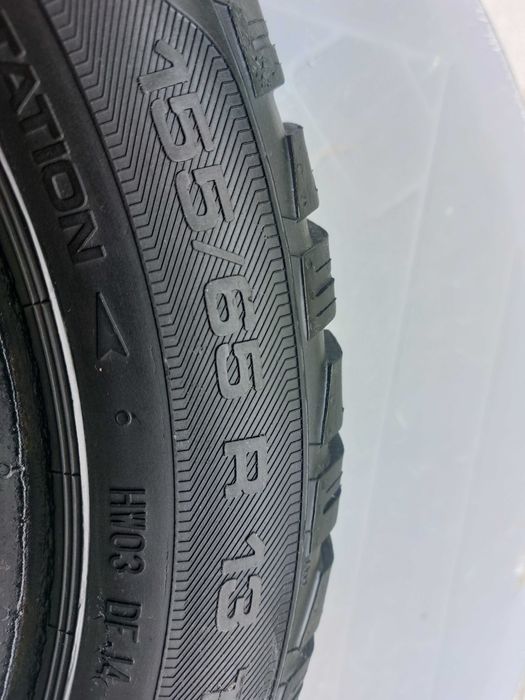 opony zimowe UNIROYAL 155/65 r13 stan bardzo dobry