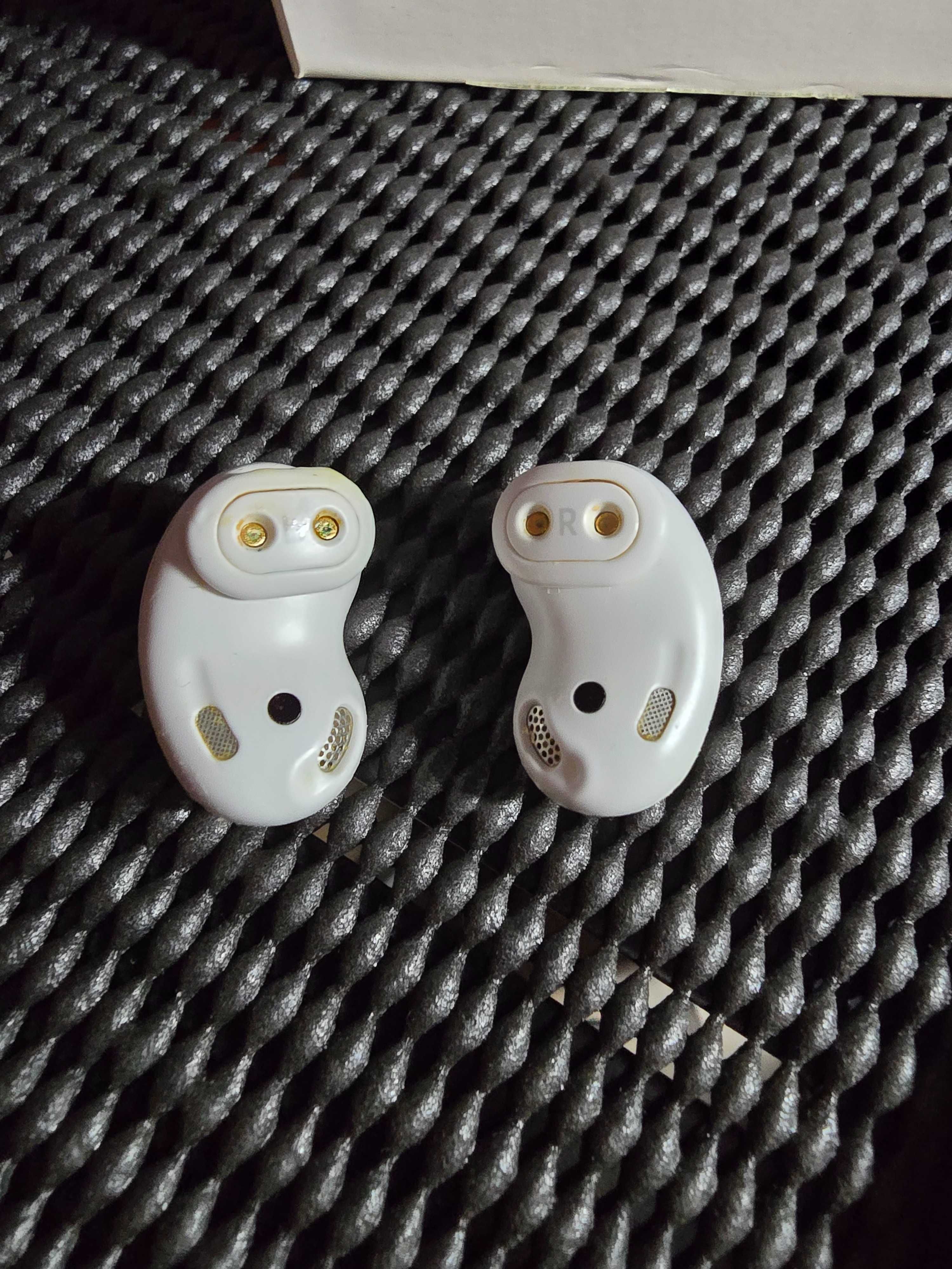 Samsumg Galaxy Buds Live