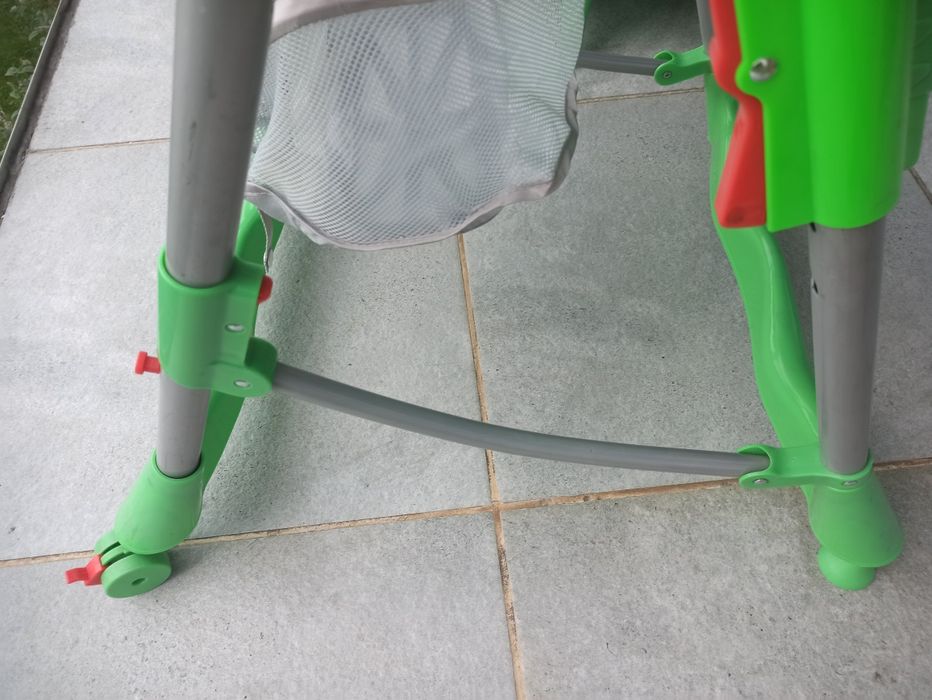 Krzesełko do karmienia Careteo