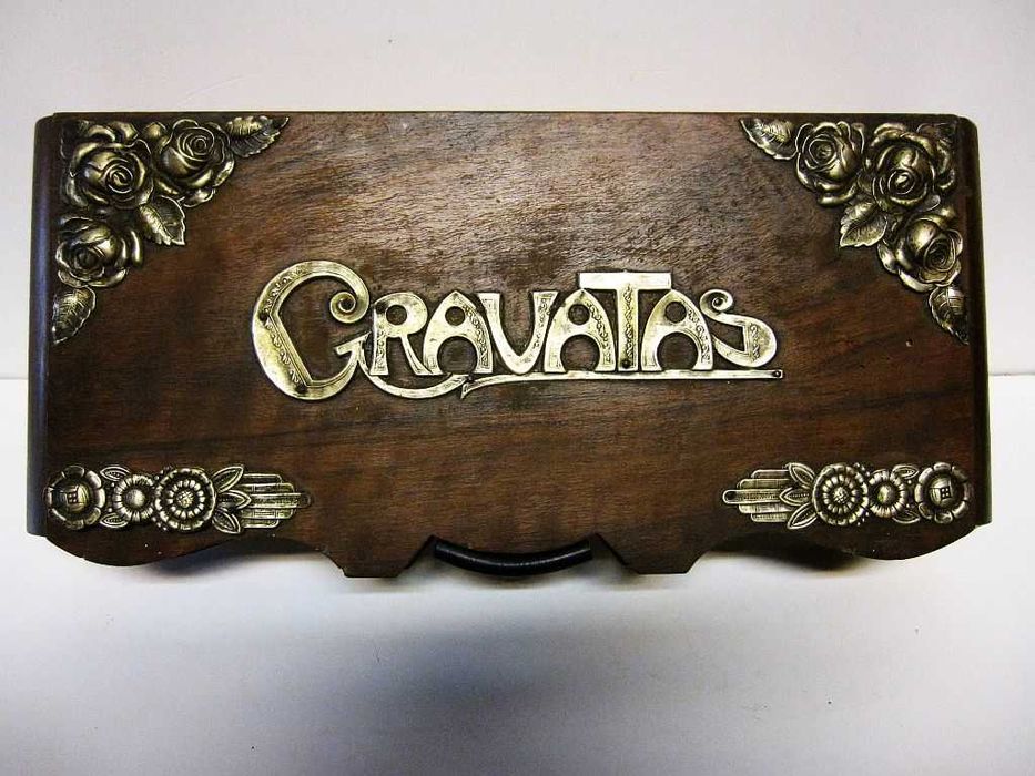 antiga caixa - estojo de GRAVATAS com aplicações em prata portuguesa