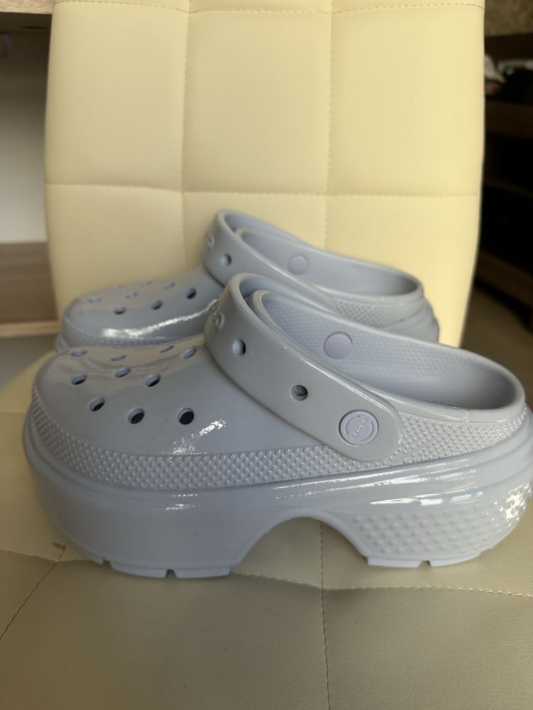 Crocs Stomp High Shine Clog. W7 . Оригинал