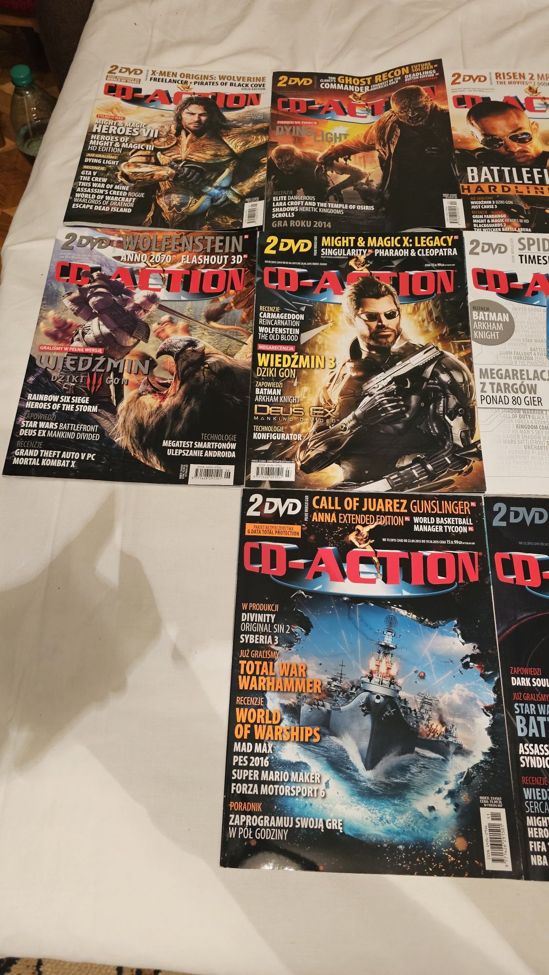 Sprzedam cały rocznik Cd-action z 2015 roku . 13 numerów .