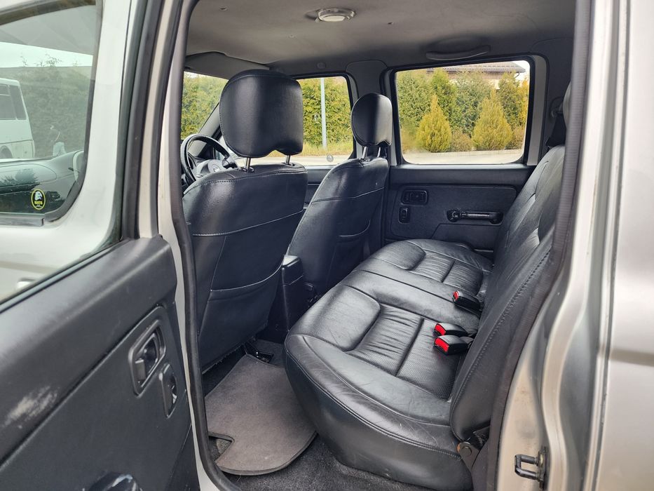 Nissan Navara 2.5 diesel 2005рік ІДЕАЛ