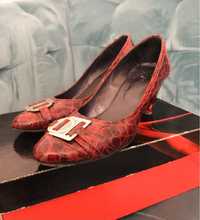 Sapato vermelho Senhora