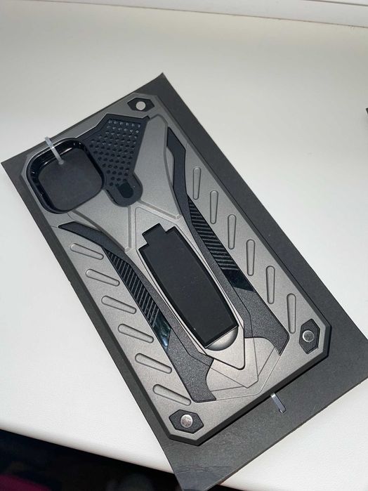 Протиударний чохол на iPnone 11, iPhone X, iPhone 7/8/Se з підставкою