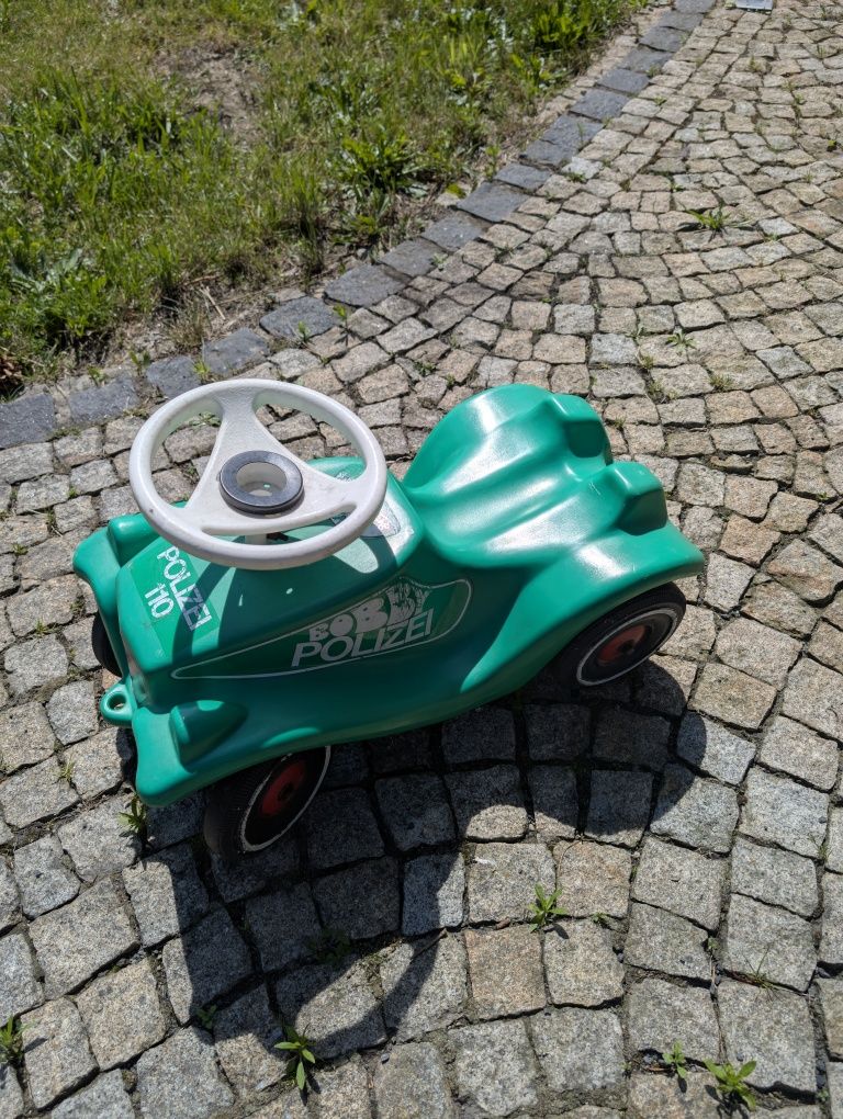 Sprzedam samochodzik jeździk