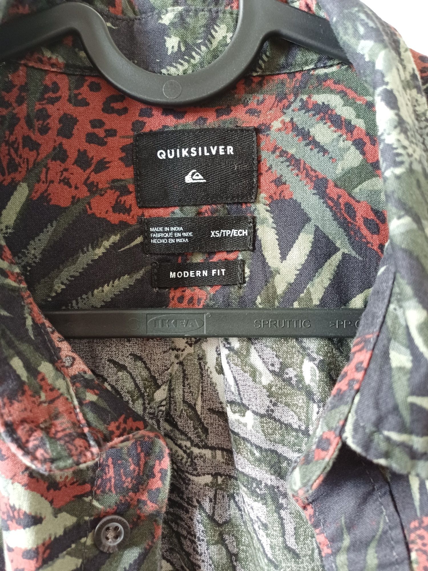 Camisa Quiksilver com padrão - XS