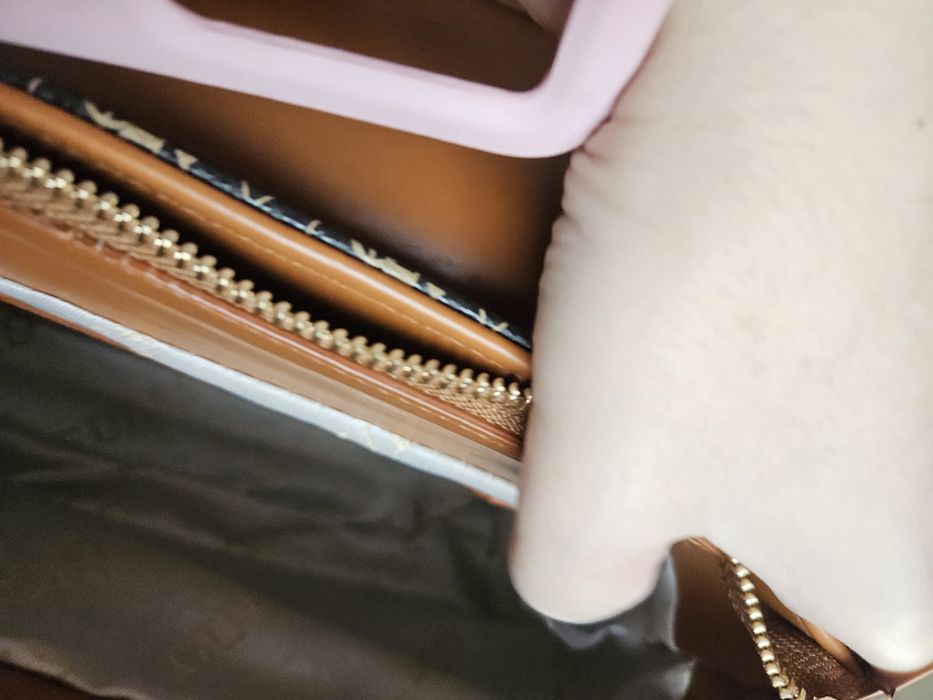 Damska torebka guess brazowa