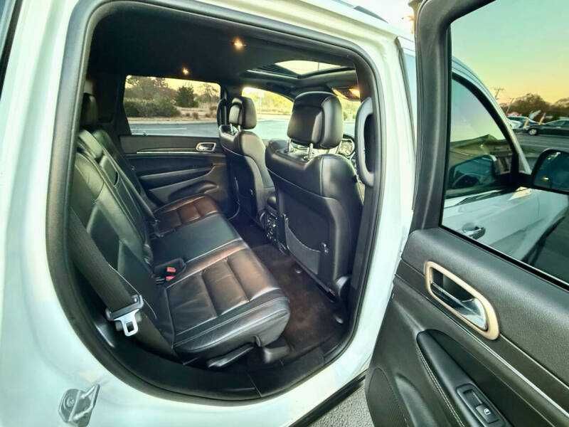 2017 Jeep Grand Cherokee