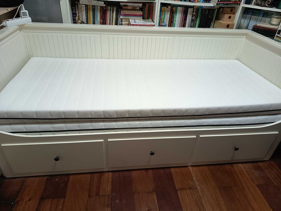 Cama solteiro/casal Hemnes Ikea