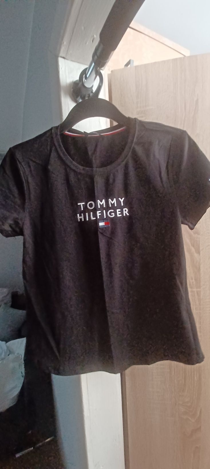 Koszulki Tommy Chanell